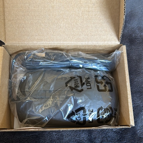 Brand new Dell mouse. Not cordless. Black - Picture 2 of 2